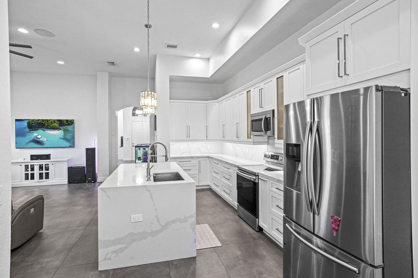 Rarely available and beautifully updated, this exceptional - photo 33