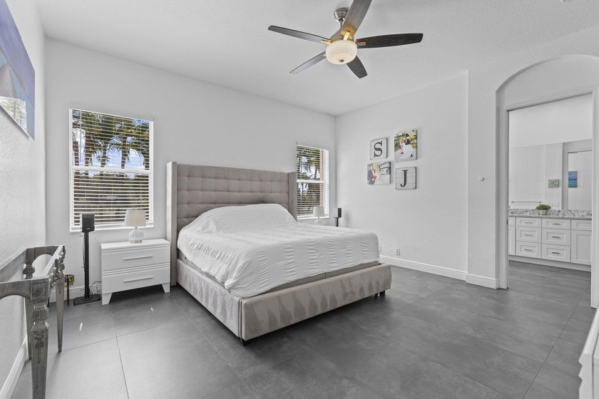 Rarely available and beautifully updated, this exceptional - photo 40