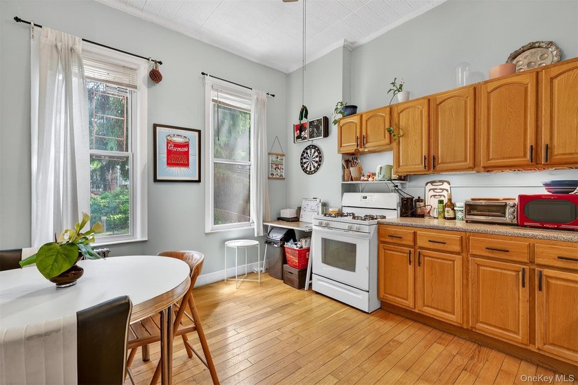 Exceptional Turnkey investment opportunity in the heart of - photo 8