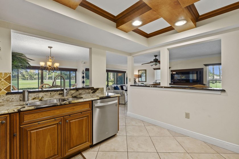 Fabulous opportunity! Beautiful and Rare 1st floor corner with 2 - photo 12