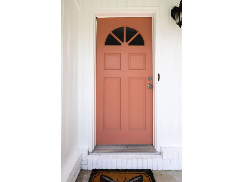 One of West Ashley's most beloved neighborhoods, Lenevar is - photo 3