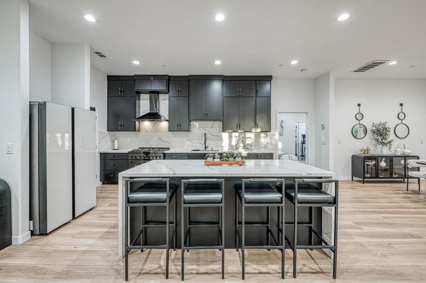 Welcome to one of Brighton Crest's most exceptional residences - photo 24