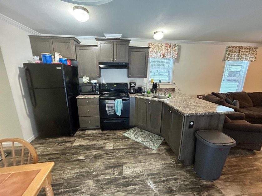 Here's your new UP NORTH Property! This 2 BR/1Bth, 2017 build - photo 2