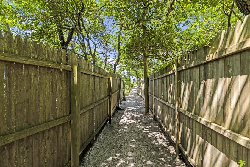 Welcome to your private coastal sanctuary! Tucked away on a - photo 34