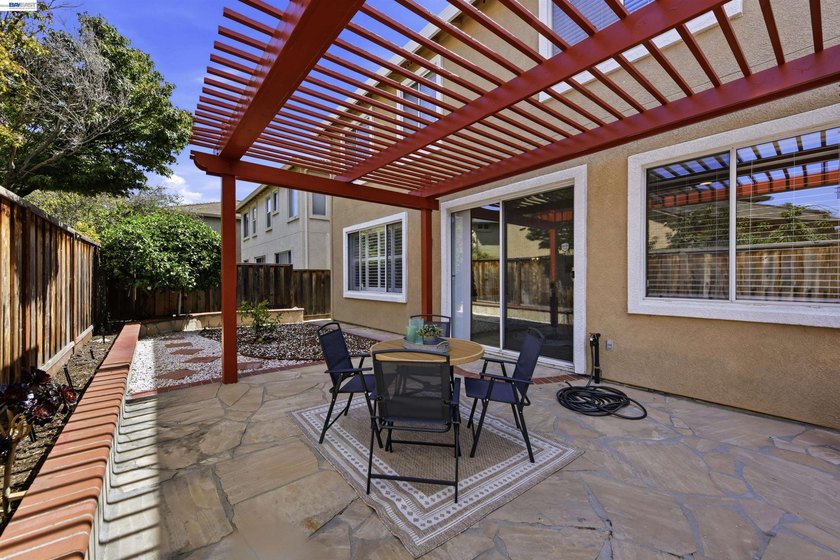 Located in an established Union City neighborhood, this - photo 41