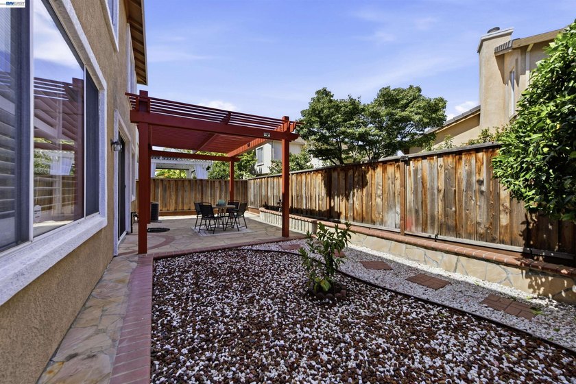 Located in an established Union City neighborhood, this - photo 43