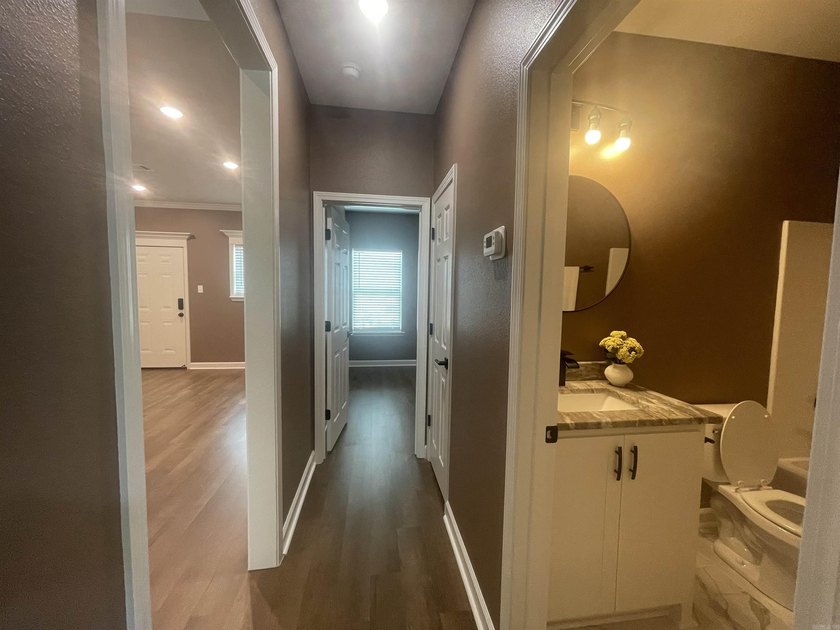 Stunning new construction in Springtree Village Phase 5 offering - photo 10