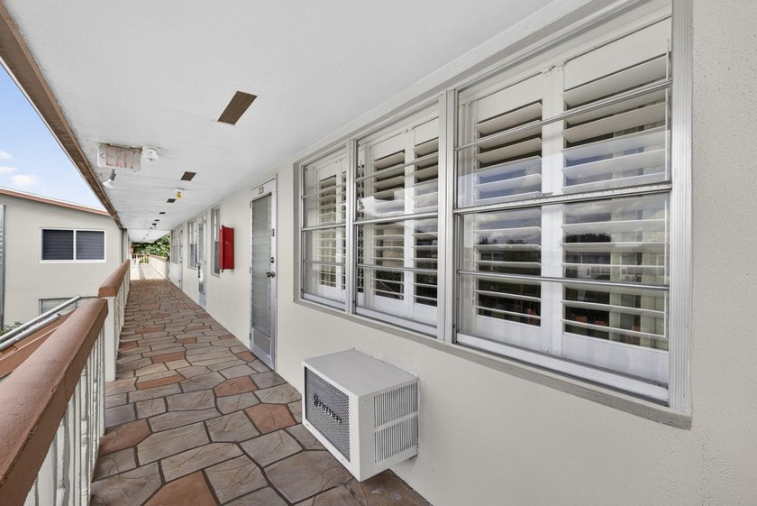 Welcome to your serene retreat in the sought-after Bedford - photo 10