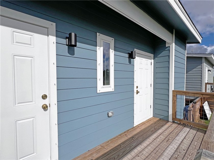 Discover modern design and effortless living in this stylish - photo 16