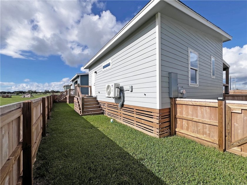 Welcome home to this beautifully designed newer construction - photo 23