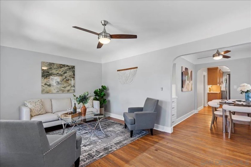 Step into the timeless charm of this beautifully preserved 1928 - photo 8