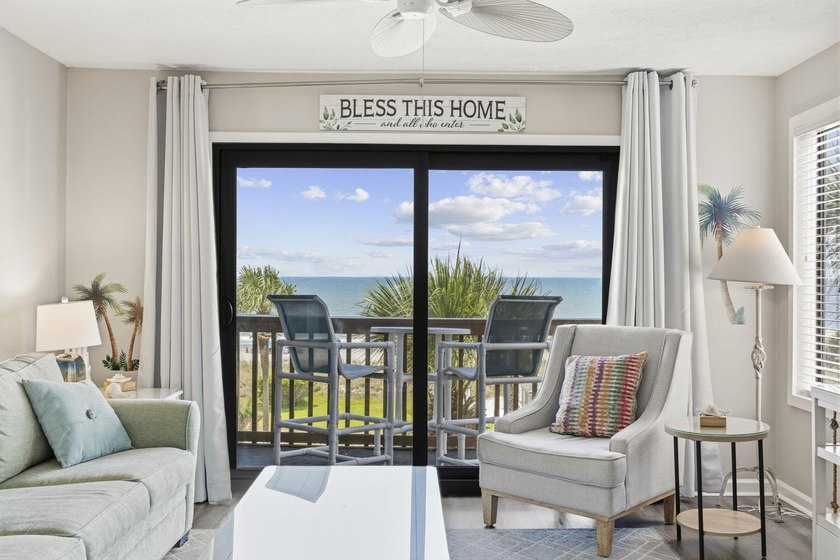 Fall asleep to the sound of the waves and wake up to nothing but - photo 4