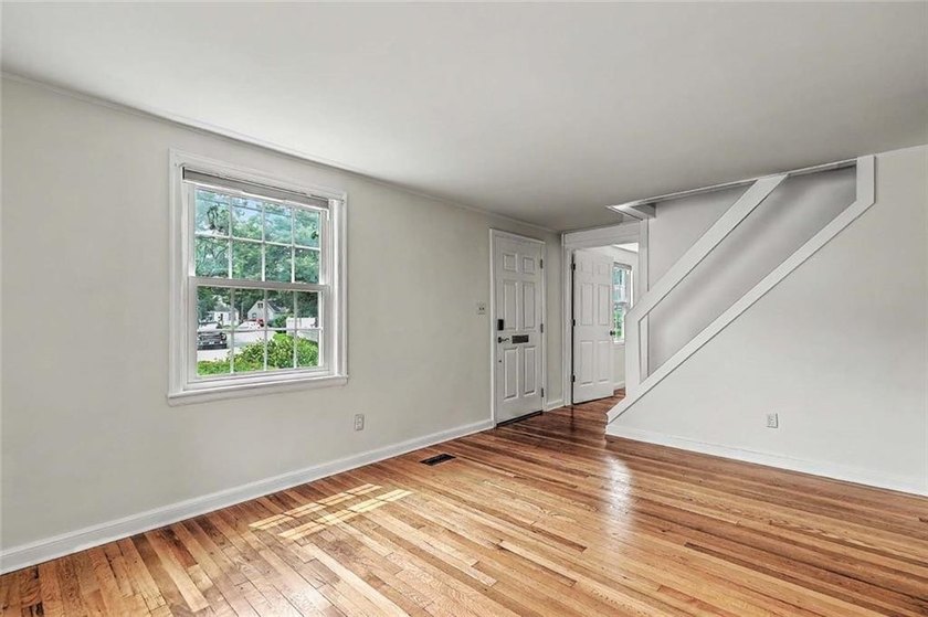 Welcome to this charming Cape Cod home in the desirable - photo 6
