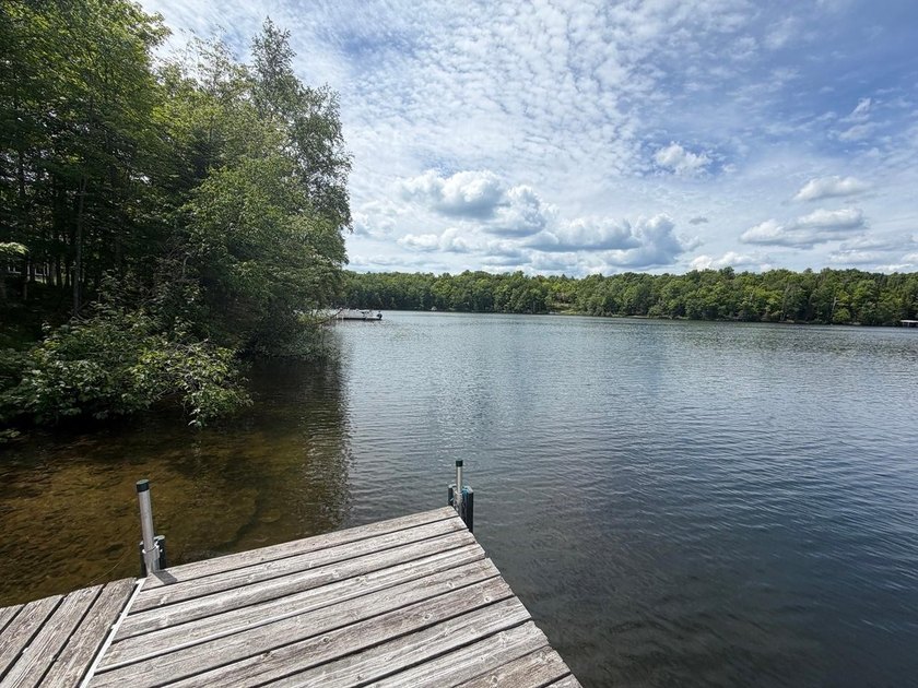 PAPOOSE LAKE GEM. This Turn-Key, fully furnished 3-bedroom, 2 - photo 5