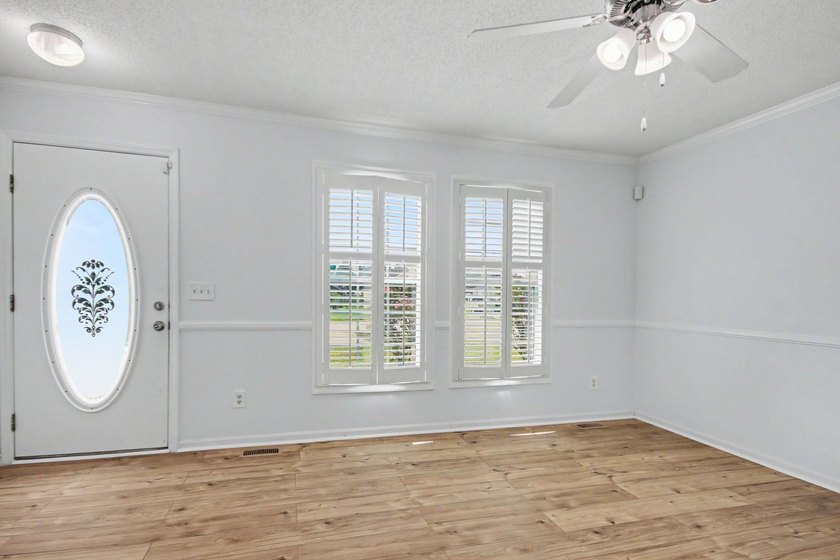 Discover the charm of this extensively renovated, single-level - photo 4
