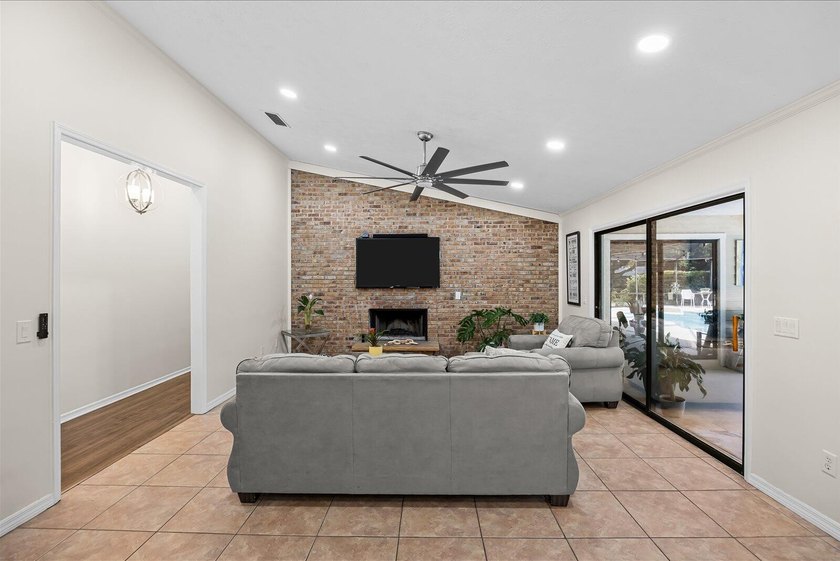 Short Sale Opportunity!!! Priced to sell and subject to lender - photo 20