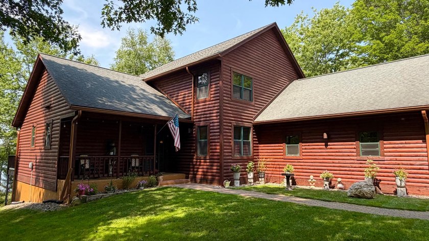 Rare Opportunity on Pine Lake! Homes on this sought-after lake - photo 9