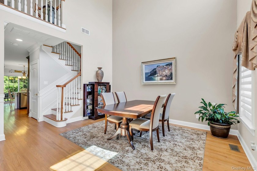 Welcome to effortless living in this beautifully maintained - photo 4