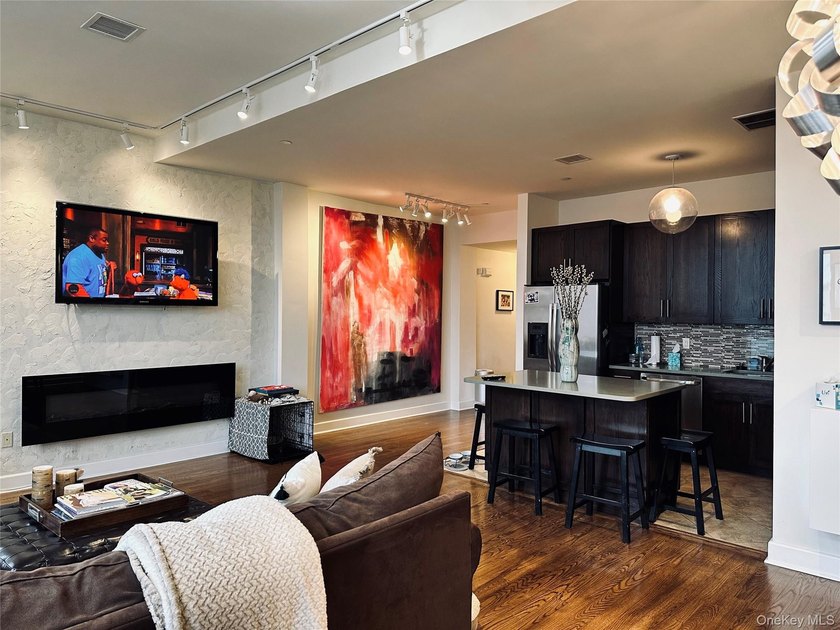 Open House 4/18/26 2:00-3:00 pm Welcome home to 8D - a true - photo 12
