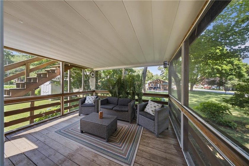 Beautifully updated and thoughtfully designed, this spacious - photo 8
