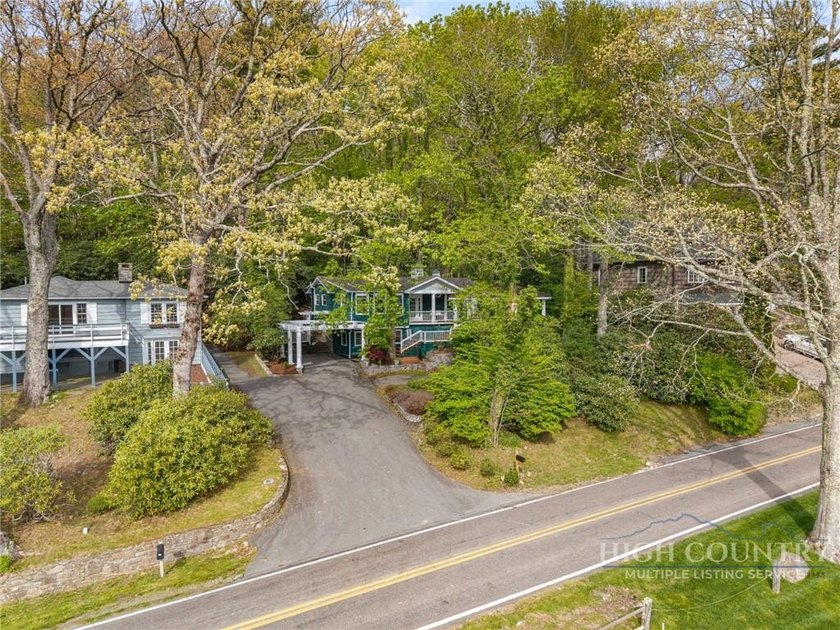 True Blowing Rock Cottage Charm on the Prestigious Blowing Rock - photo 33