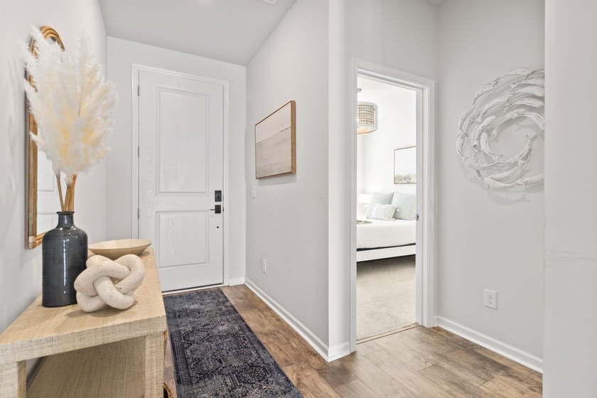 Coastal Living. Exceptional Location. Fully Furnished. Proven - photo 7