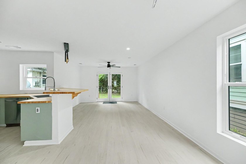Beautiful new construction home featuring 3 bedrooms and 2.5 - photo 4