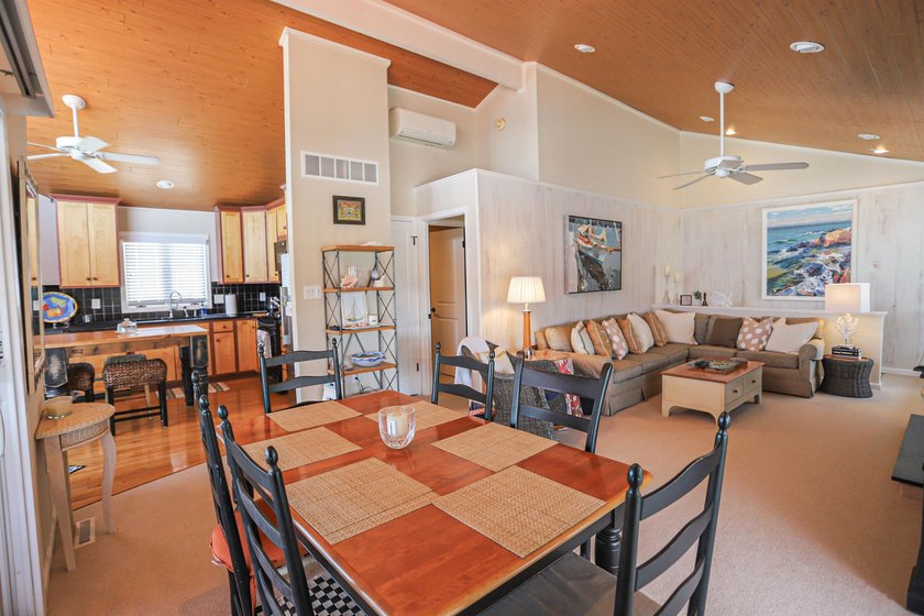 Amazing Location. Just 1.5 blocks to Stone Harbor's beautiful - photo 11