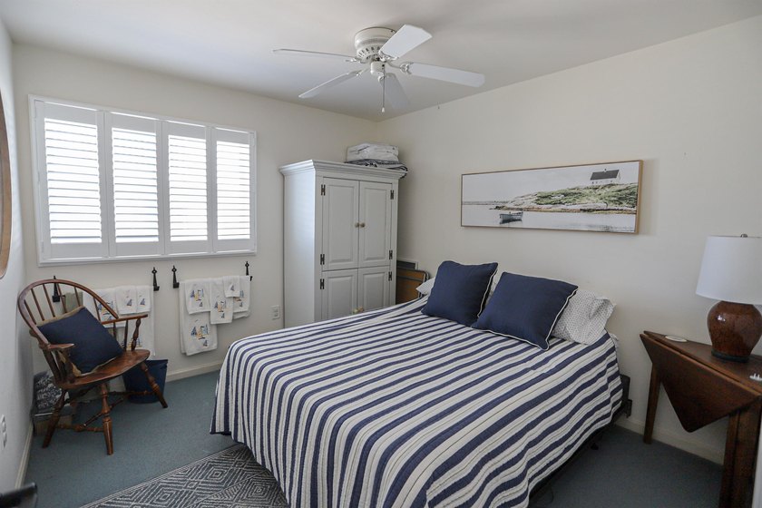Amazing Location. Just 1.5 blocks to Stone Harbor's beautiful - photo 24