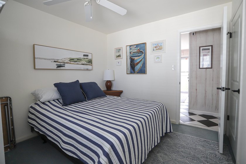 Amazing Location. Just 1.5 blocks to Stone Harbor's beautiful - photo 25