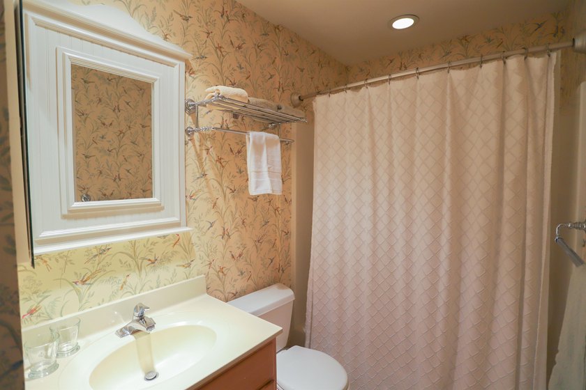 Amazing Location. Just 1.5 blocks to Stone Harbor's beautiful - photo 26