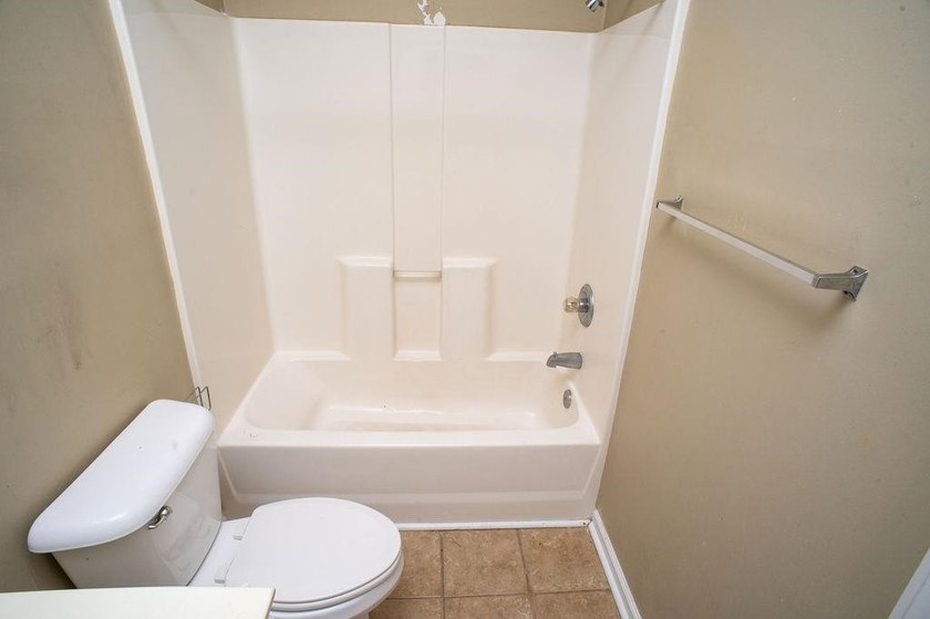 Welcome to your perfect retreat in beautiful Myrtle Beach! This - photo 29