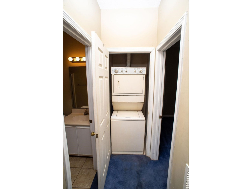 Welcome to your perfect retreat in beautiful Myrtle Beach! This - photo 35