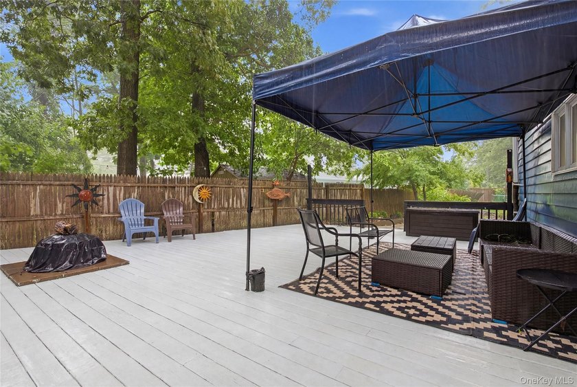 Welcome to this Charming and Well Maintained Ranch Style Home in - photo 23