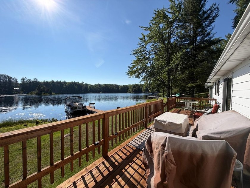 Perfectly tailored for outdoor enthusiasts, this impeccably - photo 2