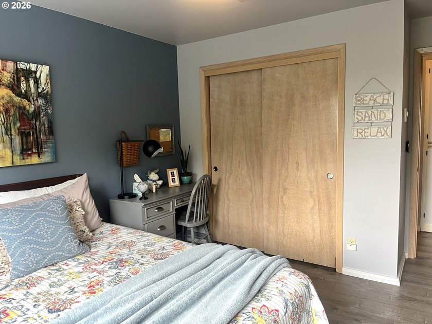 Discover coastal living just half a mile from beautiful Harris - photo 16