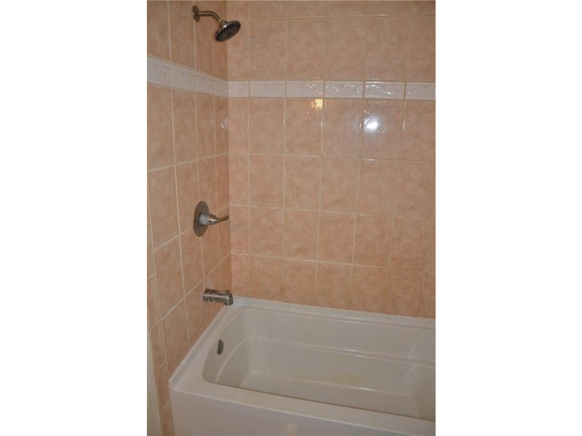 Perfect for investors and handy folks alike, this one-level - photo 10