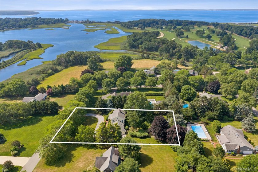 Nestled in the heart of the North Fork, this beautiful 4-bedroom - photo 3
