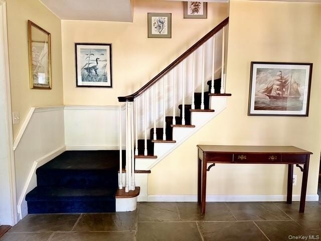 Nestled in the heart of the North Fork, this beautiful 4-bedroom - photo 8