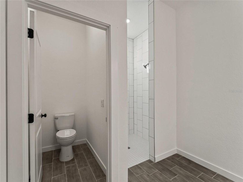 Under contract-accepting backup offers. Tile throughout. Quartz - photo 14