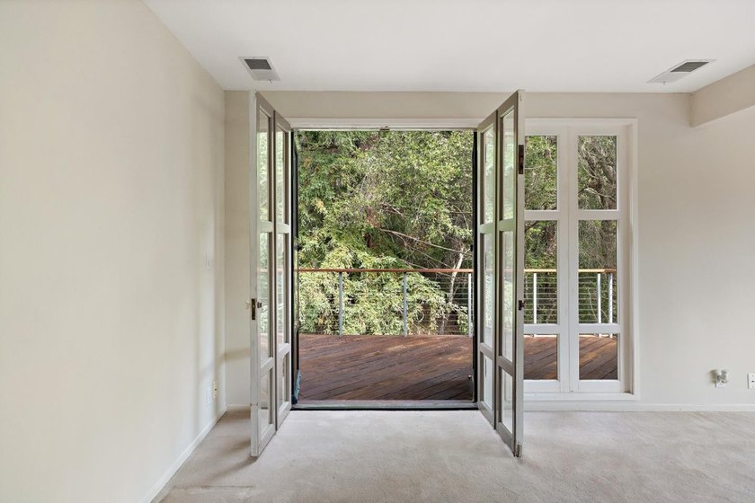 Live your dream in the Santa Cruz Mountains on nearly 4 private - photo 16