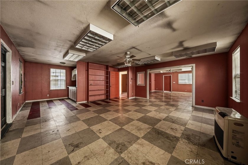 Located in the historic Plaza district of Clearlake Oaks, this - photo 18