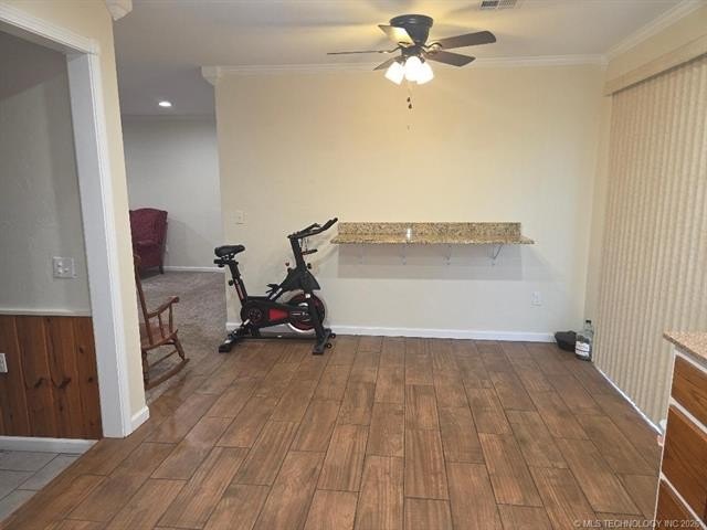 Great brick home located close to shopping, restaurants, schools - photo 10
