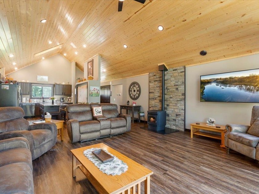 LAKE BELLE TAINE! Rare offering alert on one of the region's - photo 21