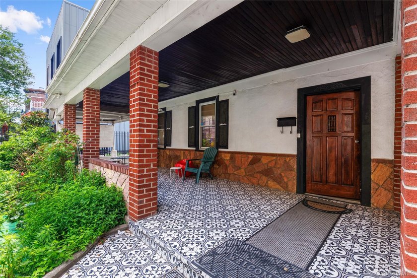Welcome to 2281 Loring Place North, a spacious two-family home - photo 4