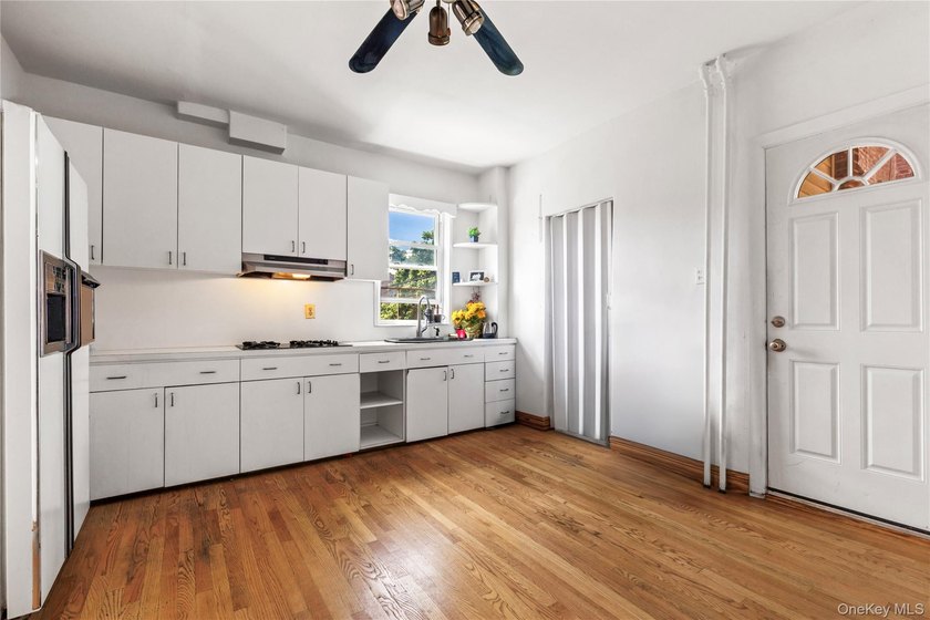 Welcome to 2281 Loring Place North, a spacious two-family home - photo 9
