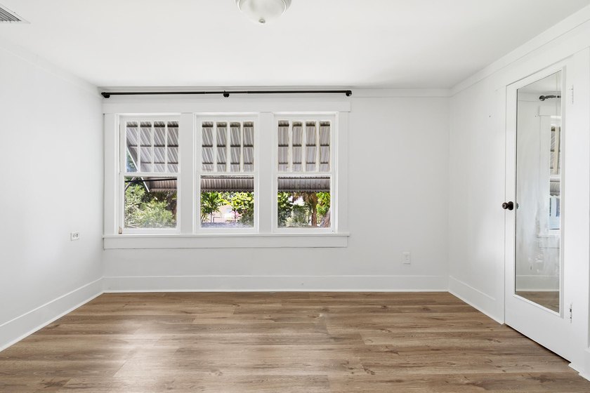 Set in the heart of West Palm Beach's historic Northwood - photo 19
