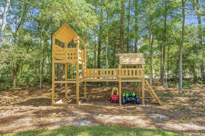 Welcome to 410 Old Plantation Drive, a nearly new home in Hagley - photo 39