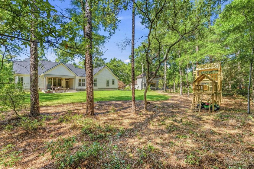 Welcome to 410 Old Plantation Drive, a nearly new home in Hagley - photo 40