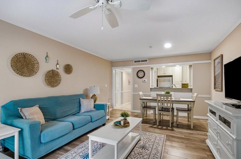 Welcome to this beautiful first-floor, end-unit 2-bedroom - photo 7